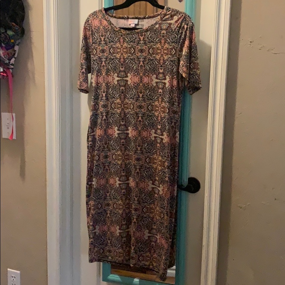 Lularoe Julia Medium